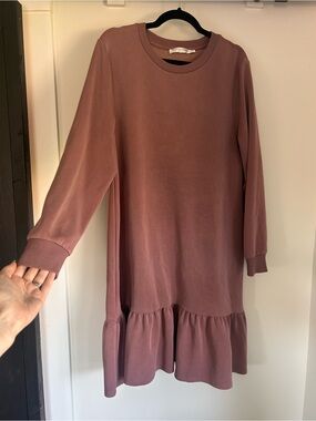 Simons Contemporaine Dusty Rose Crewneck Sweatshirt